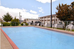 Swimming Pool photo